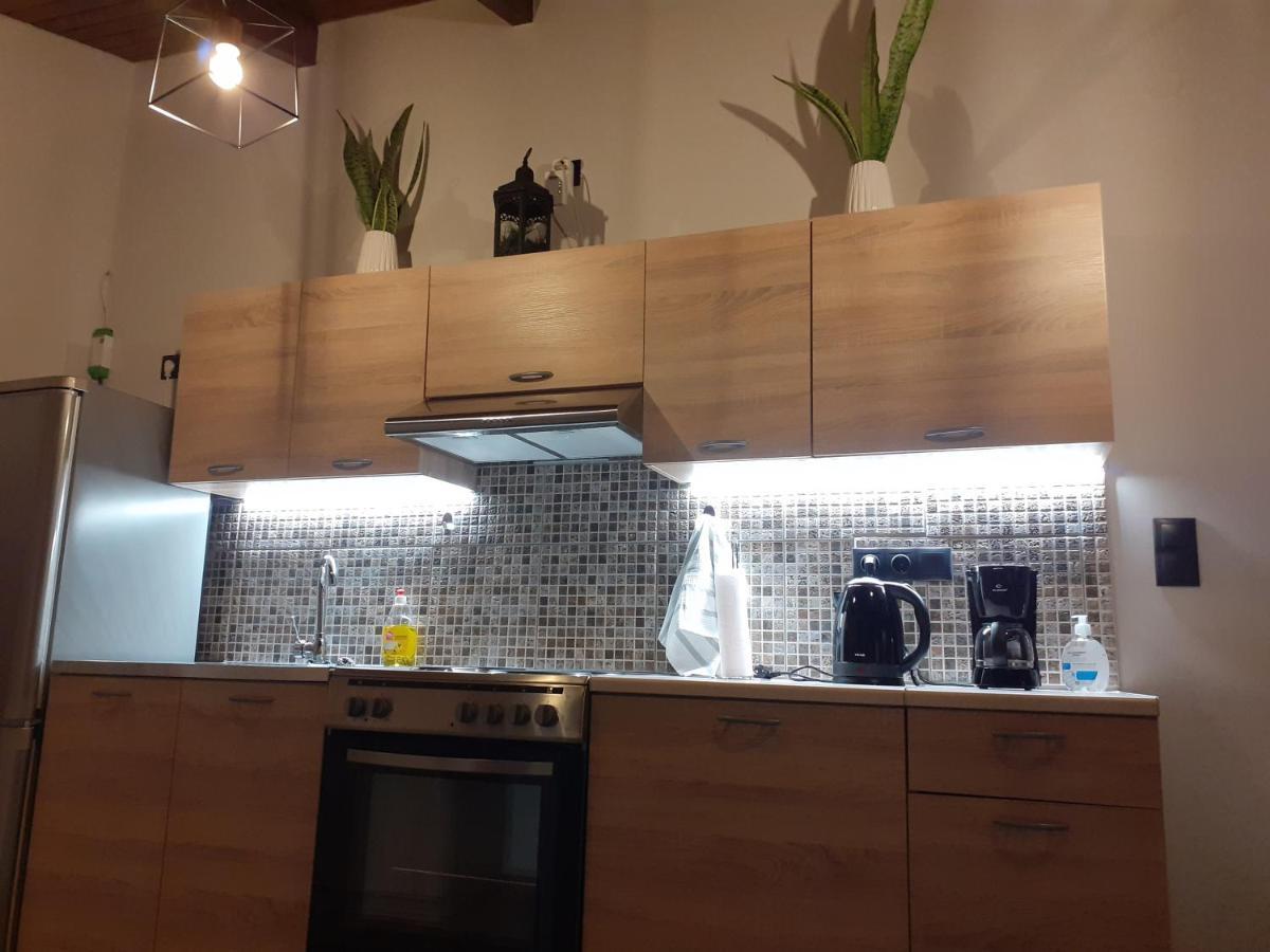 The View Attic Apartment Ioannina Exterior foto