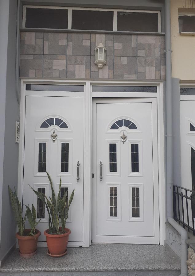 The View Attic Apartment Ioannina Exterior foto