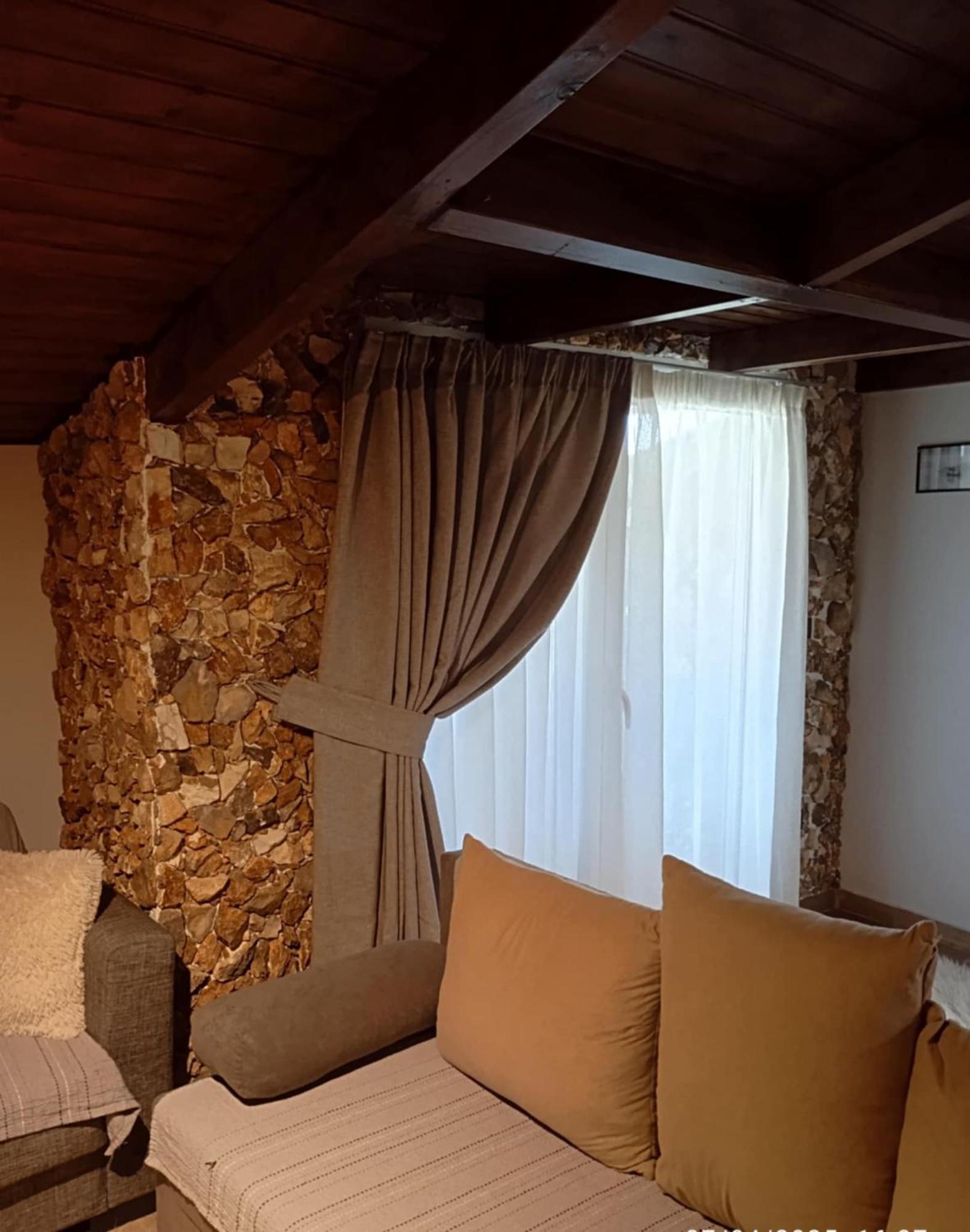 The View Attic Apartment Ioannina Exterior foto