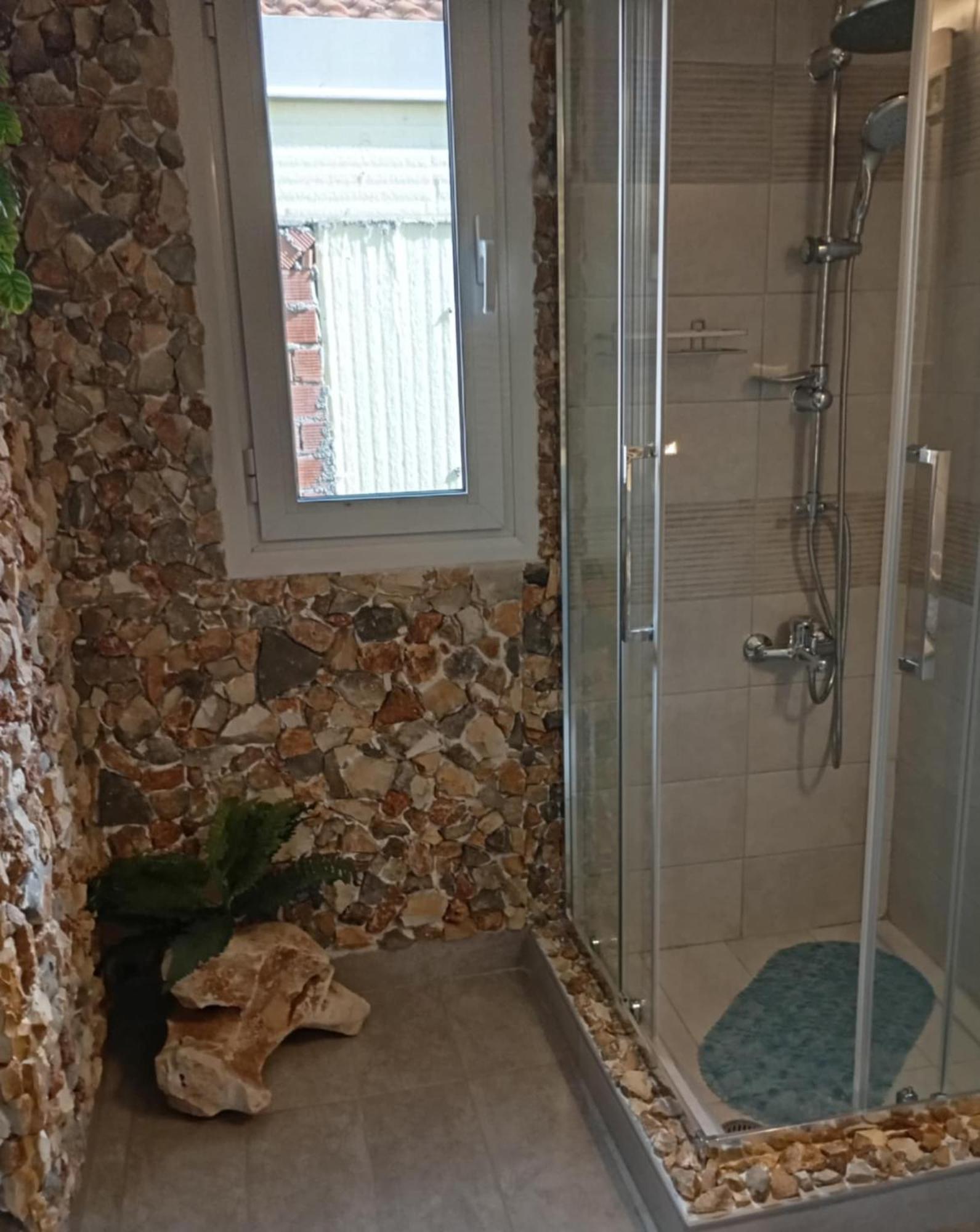 The View Attic Apartment Ioannina Exterior foto